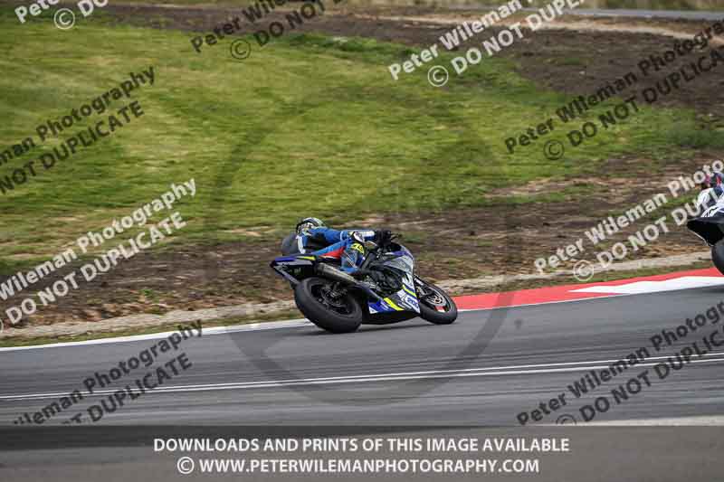 cadwell no limits trackday;cadwell park;cadwell park photographs;cadwell trackday photographs;enduro digital images;event digital images;eventdigitalimages;navarra;no limits trackdays;peter wileman photography;racing digital images;trackday digital images;trackday photos